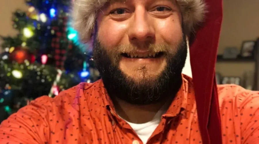 Riverview Mayor Spreads Christmas Cheer Through Music