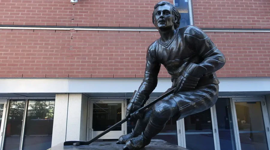 Canadiens Legend Guy Lafleur Dies