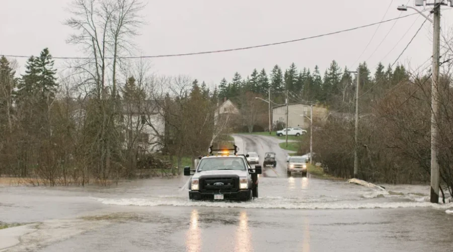 Red Cross Volunteers To Visit Flood-Prone Areas