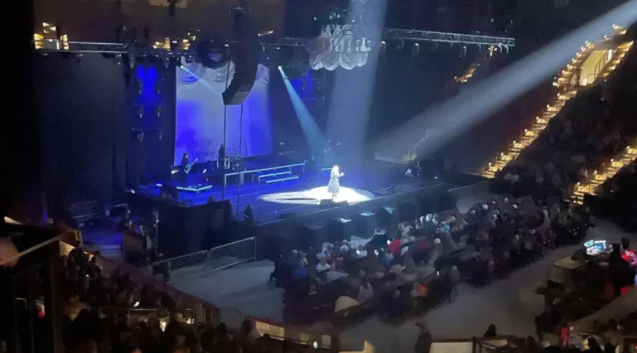 Were you at the Avenir centre last night