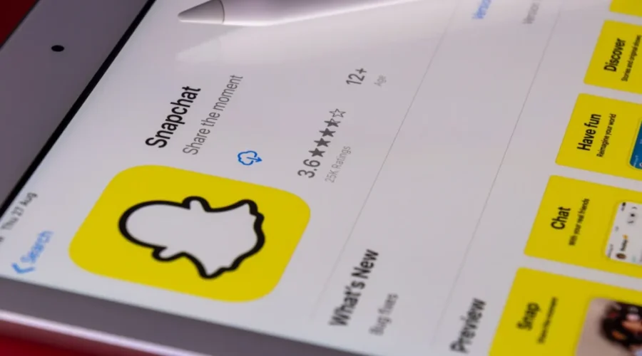 Man Accused Of Luring Teenage Girls Over Snapchat