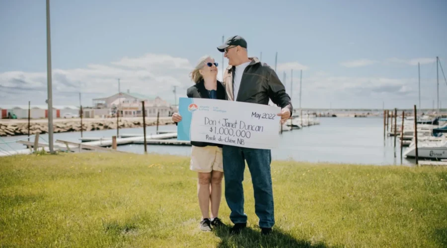 NB Couple Wins Maxmillions Prize