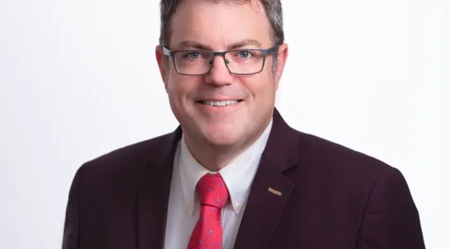 Government ‘Dragging Their Feet’ On Language Report: Liberals