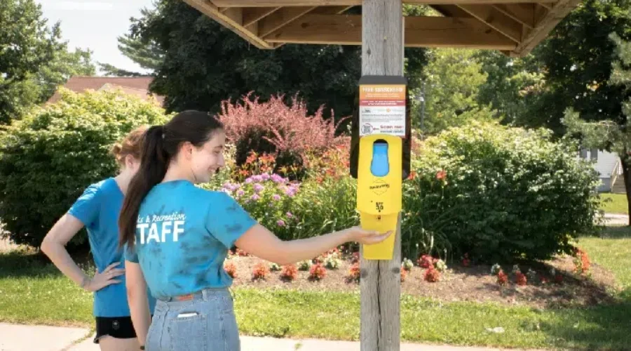 Pilot Project Offers Free Sunscreen In Riverview