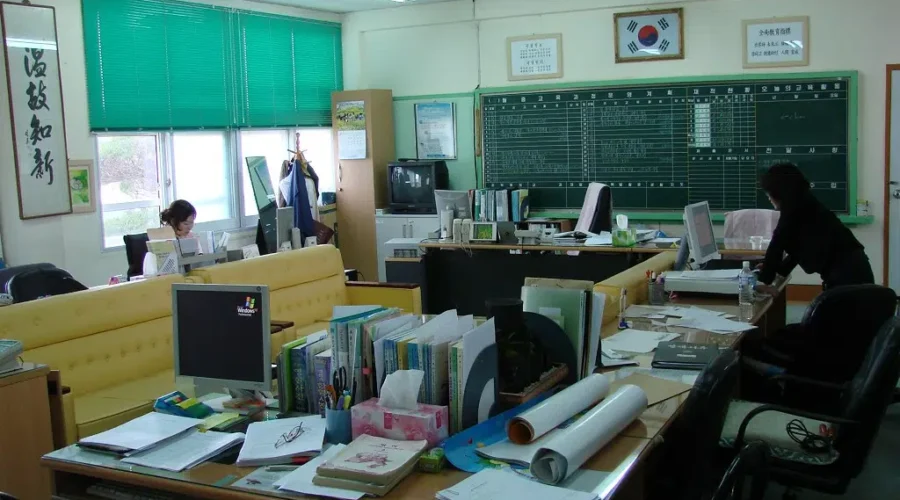 Anglophone East Student Enrolment Rises More Than Predicted