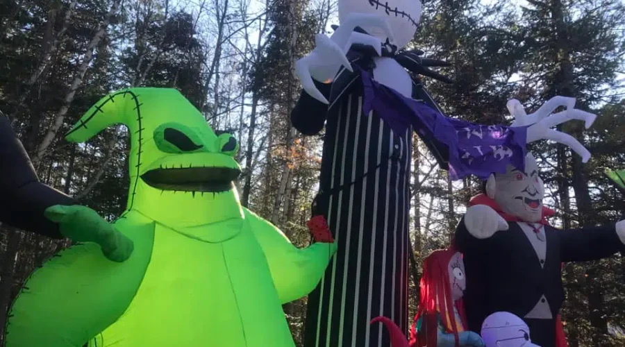 I found the Halloween-iest place in New Brunswick!