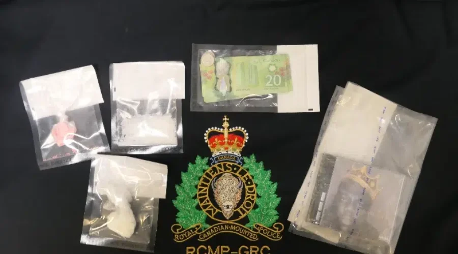 Man arrested after RCMP find drugs, stolen vehicle