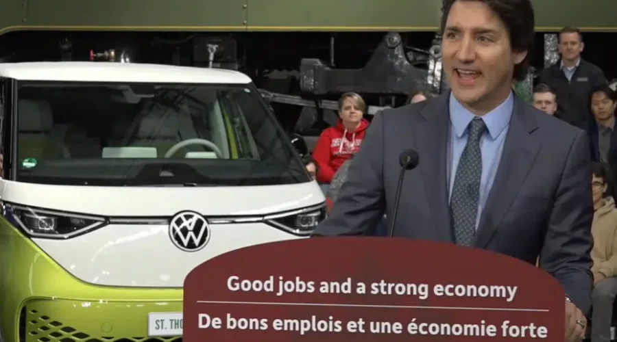 Trudeau promotes the green economy
