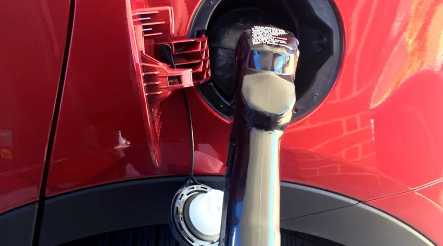 Small dip in N.B. gas prices