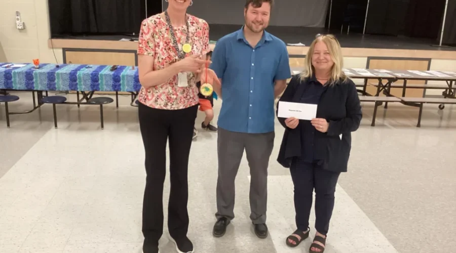 ‘Mon Animal’ project combines learning at Maplehurst Middle School