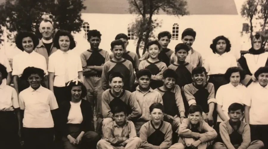 Residential School Documents Advisory Committee begins work