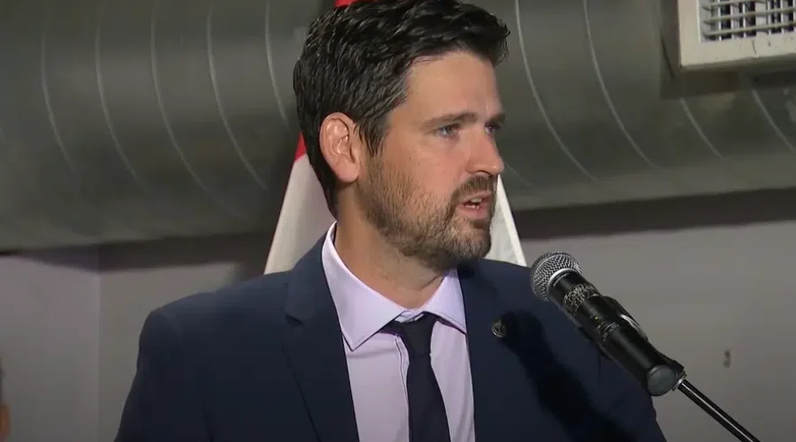 Federal government fast-tracking immigration with new system targeting skilled workers