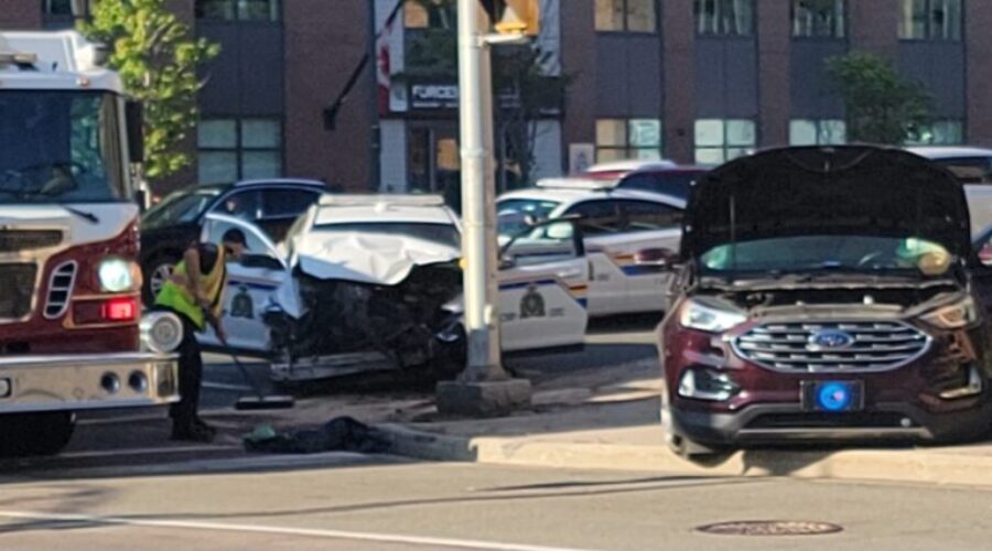 Crash involving RCMP police cruiser in Dieppe