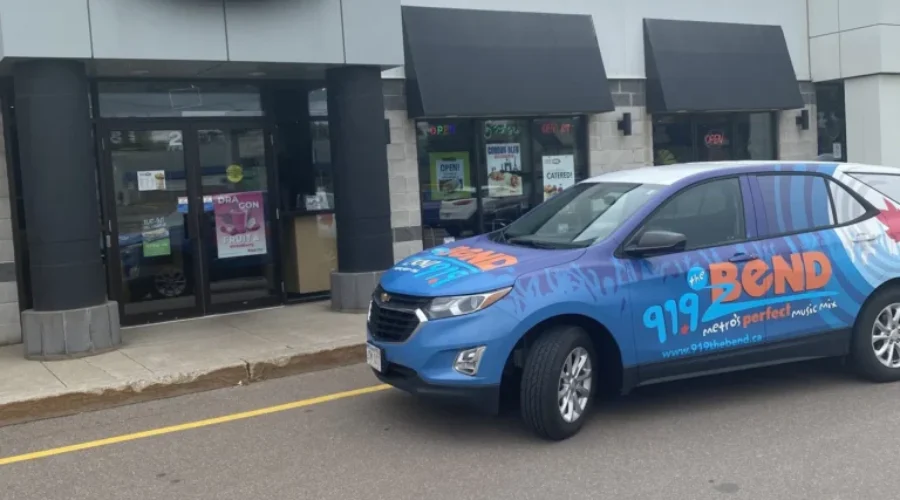 Pita pit Metro eats text pita pit and WIN