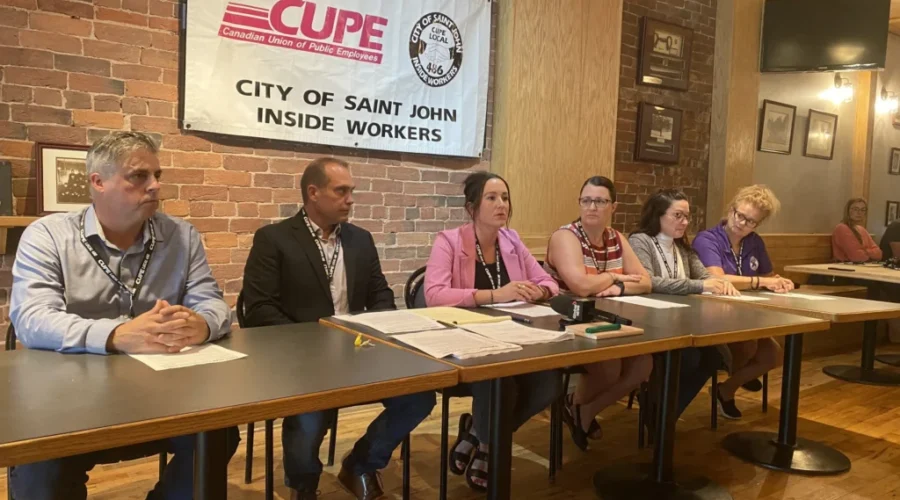UPDATED: Saint John city workers vote to strike