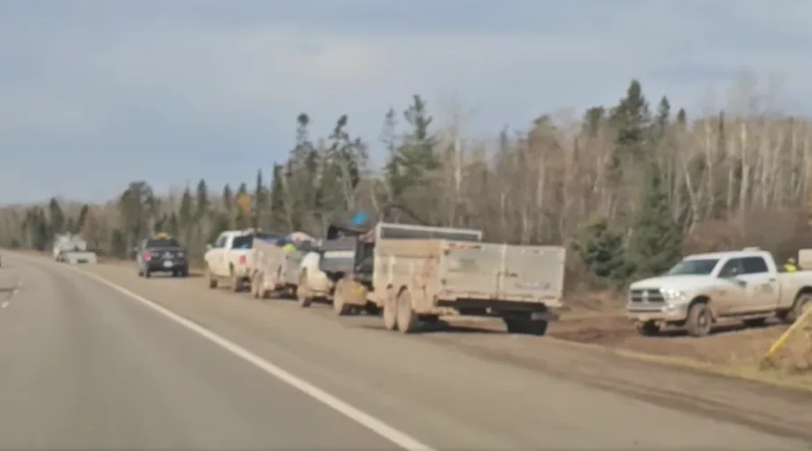 Crews continue to remove homeless encampment in North Moncton