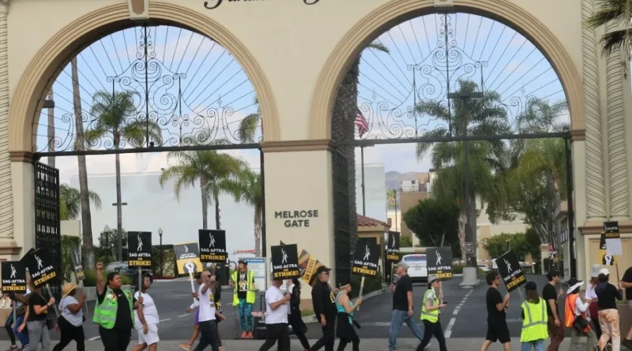 Actor strike suspended as tentative deal reached