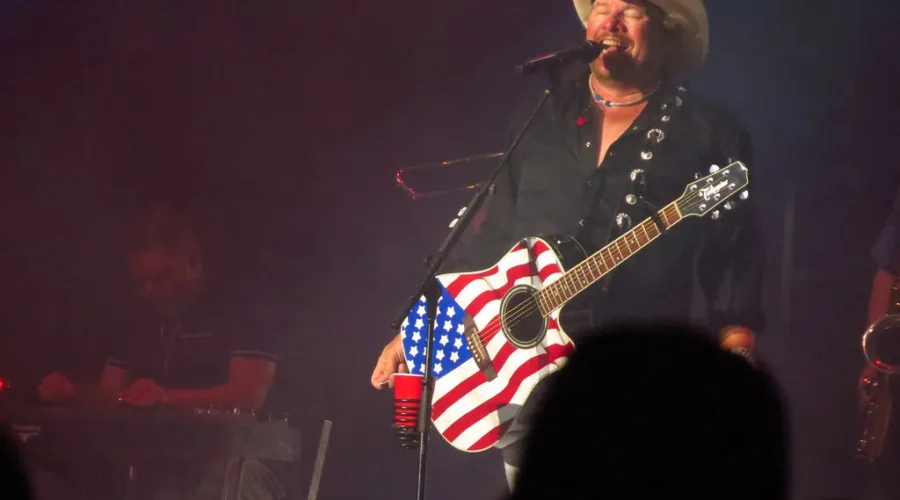 Country singer Toby Keith passes away at age 62