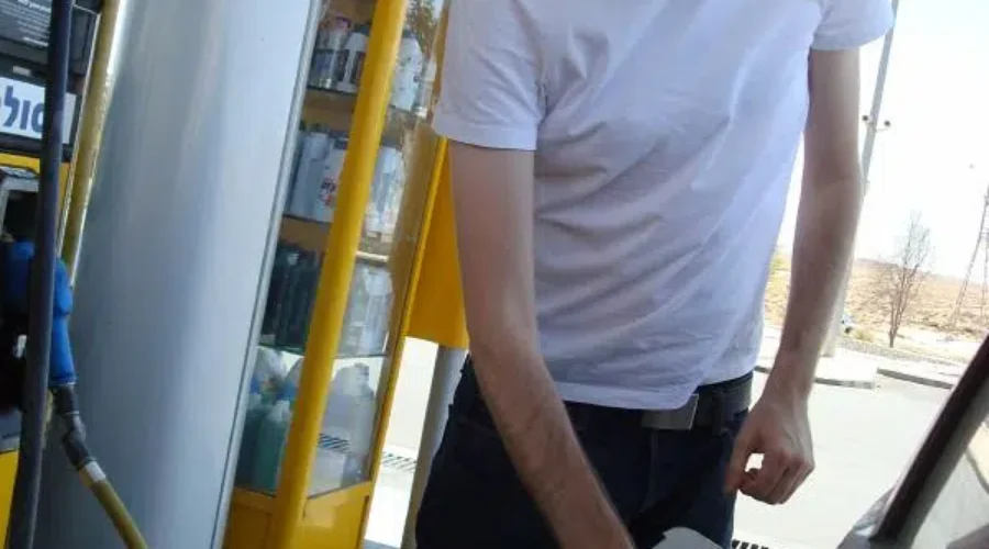 Motorists pay more, as N.B. gas prices climb