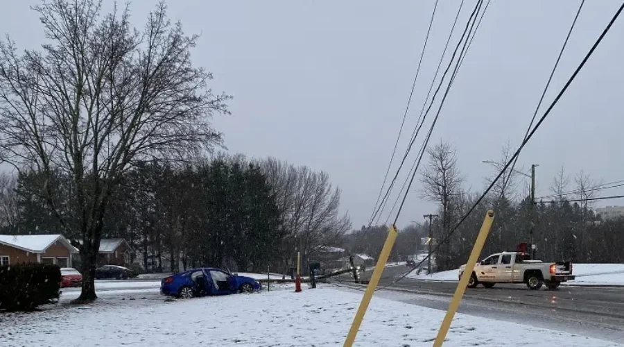 Car versus pole crash closes Coverdale Road