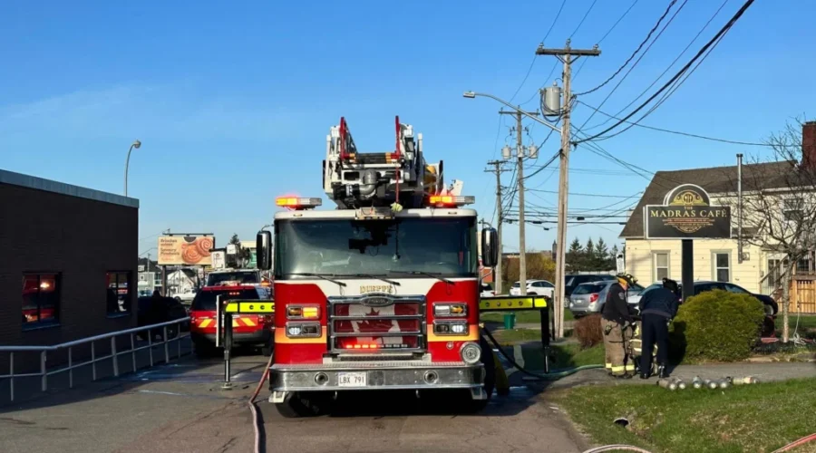 Fire damages inside of Dieppe restaurant