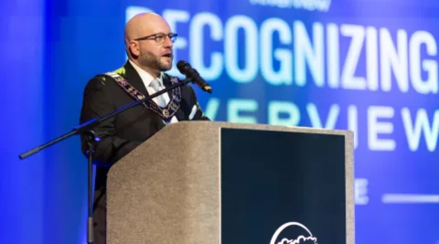 Riverview recognizes community contributions