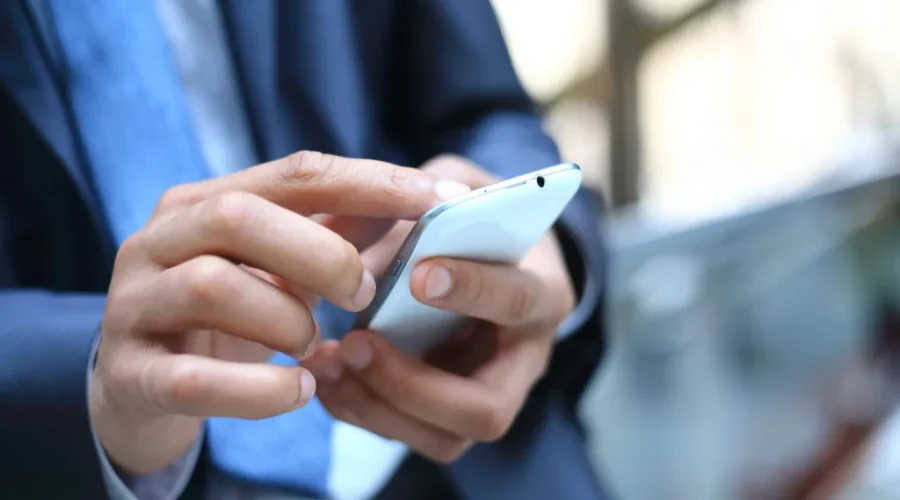 App to assist patients before, during and after surgery