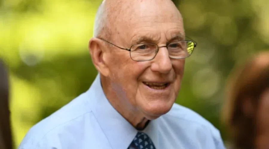 Trudeau releases statement on passing of Arthur L. Irving