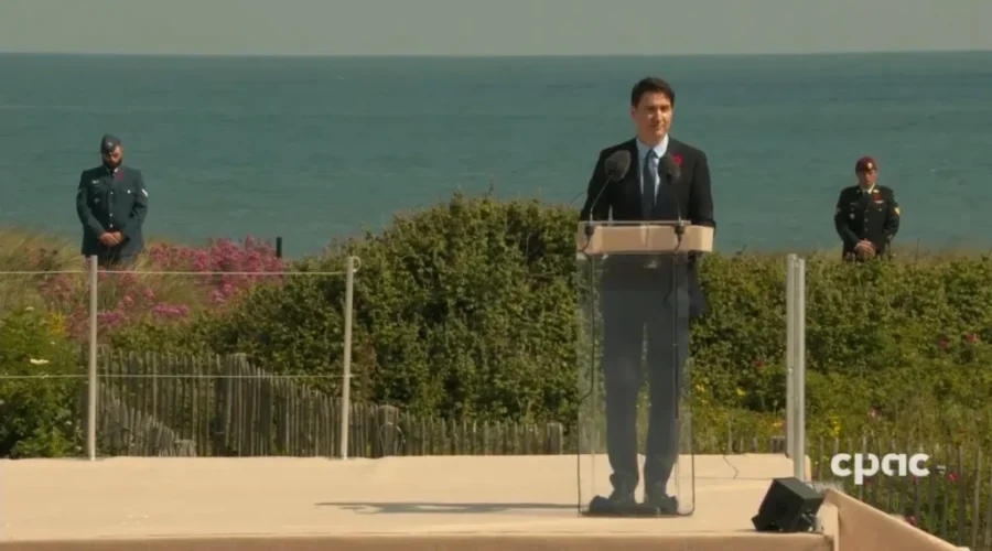 Trudeau attends D-Day ceremony at Juno Beach