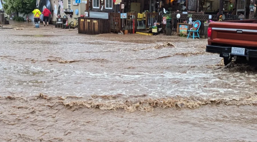 UPDATE: Numerous roads washed out after flash flooding in the Valley