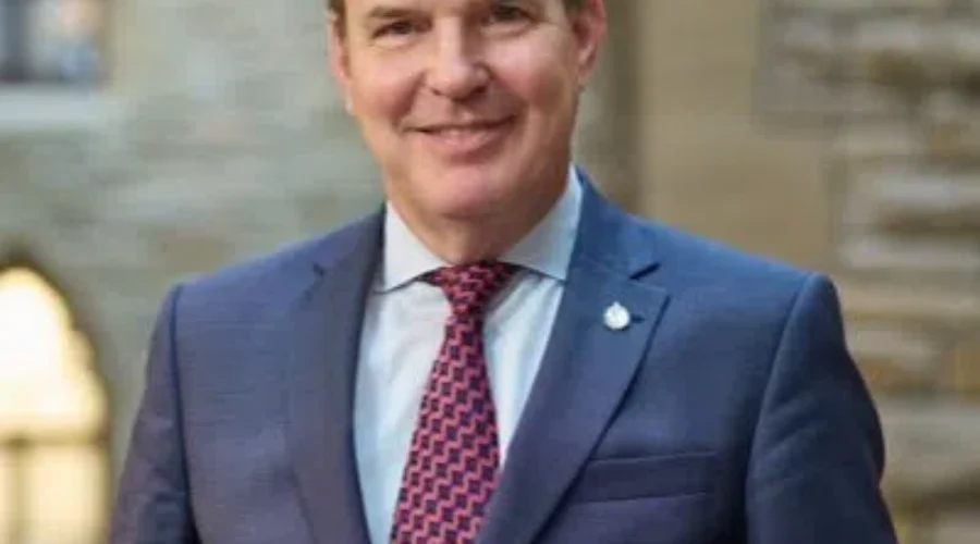 Steven MacKinnon to take over as federal labour minister