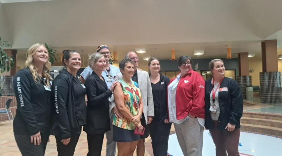 Québec woman thanks N.B. health-care workers who saved her life