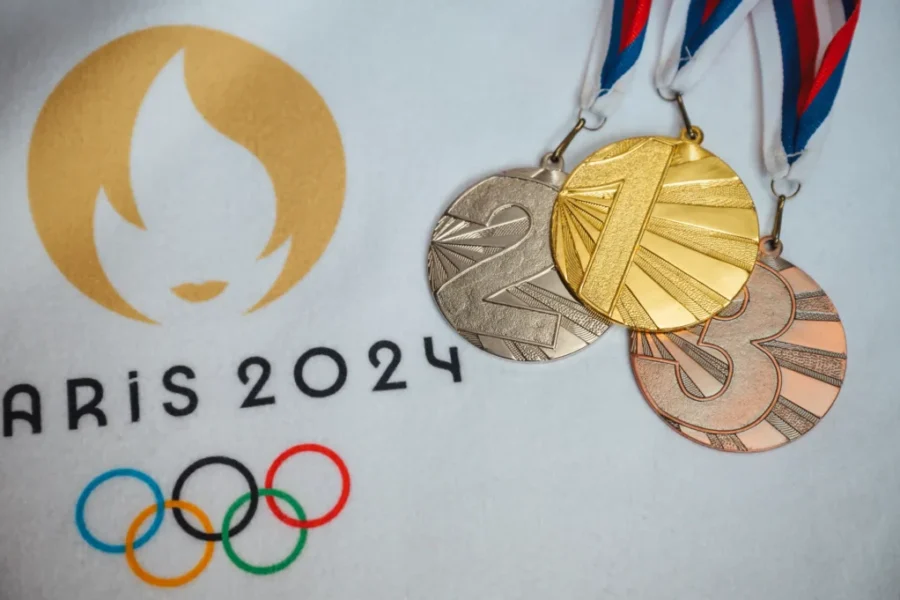 UPDATE: Rogers wins gold in women’s hammer throw at Paris Games