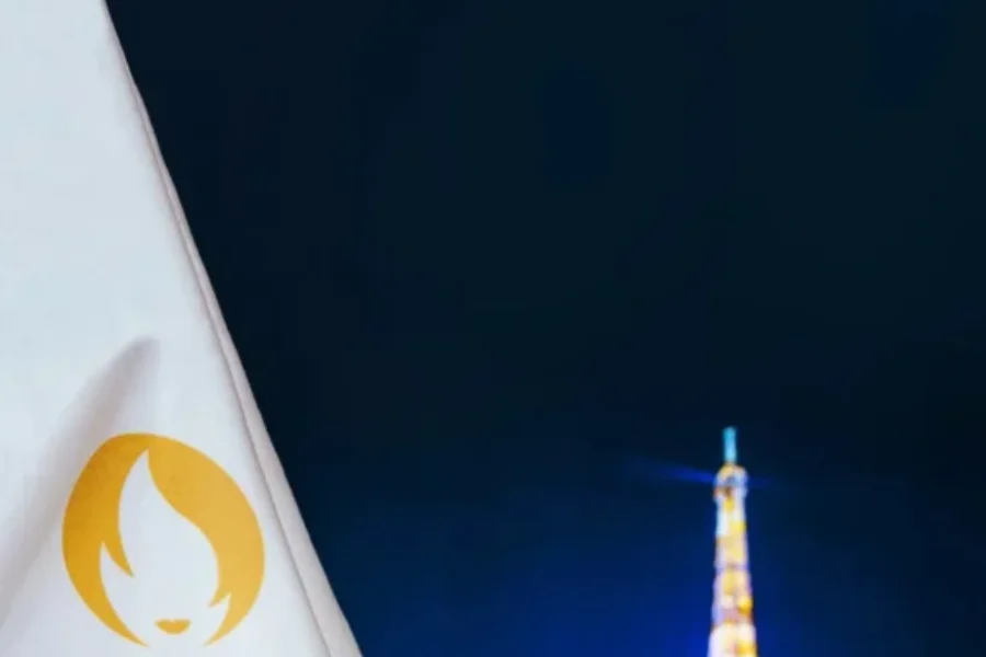 Summer McIntosh wins second gold, third medal at Paris Olympics