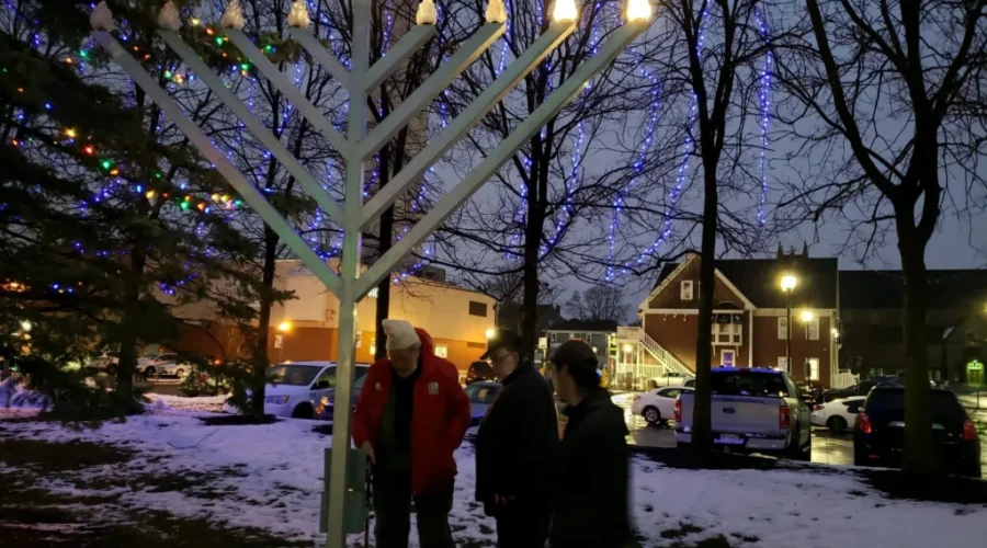 New report looks at Moncton’s menorah, nativity scene controversy