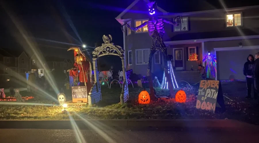 Hundreds expected to visit haunted Halloween display