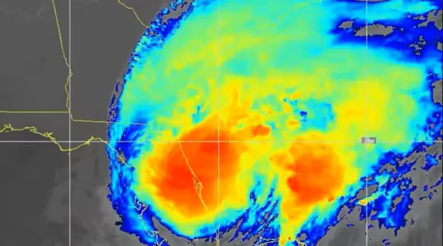 Resident describes morning after Hurricane Milton