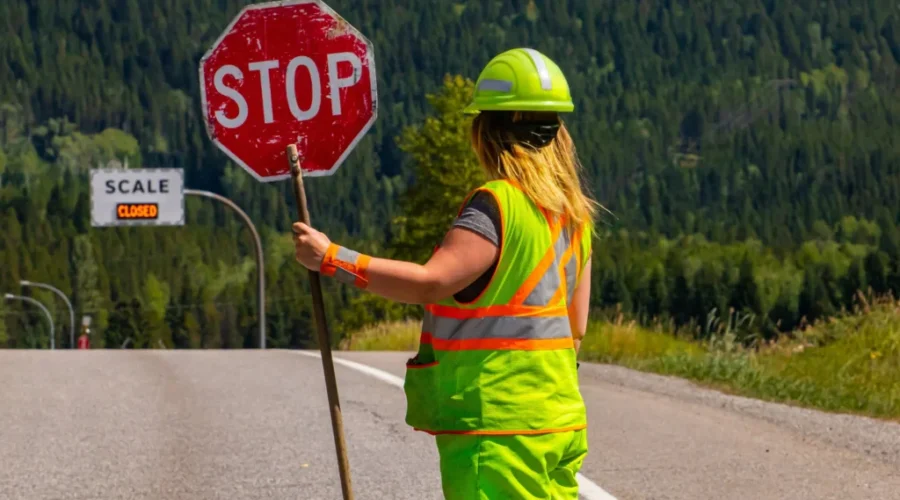 Construction delays on Acadie Avenue