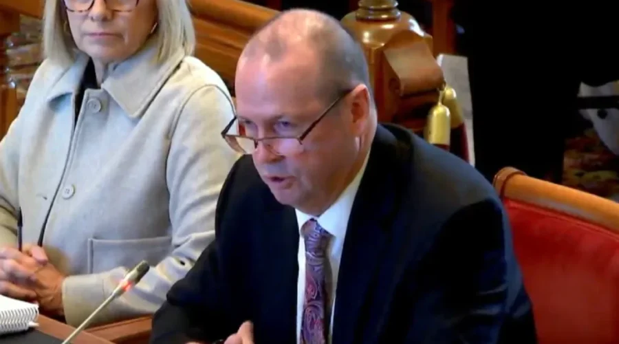 Auditor general flags issues with child death review process