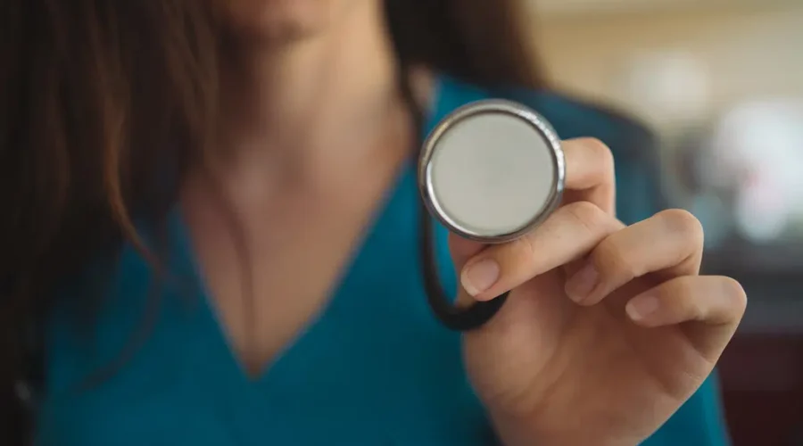 Public healthcare main focus at annual nurses meeting with ministers