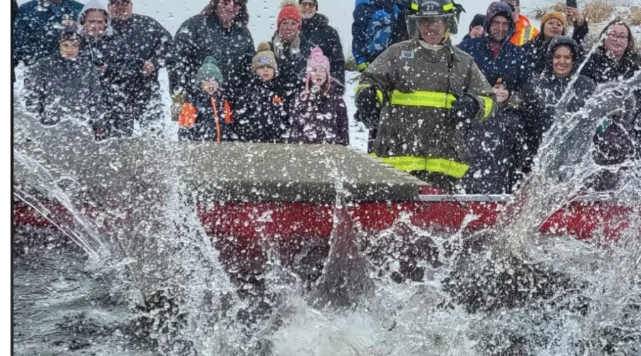Many brave cold water for Dorchester polar dip