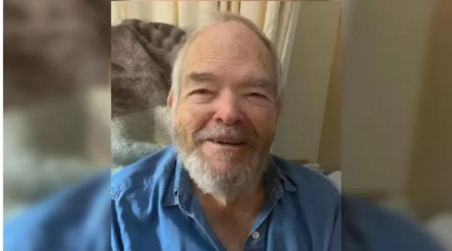 Flags flying at half mast at Salisbury Town Hall