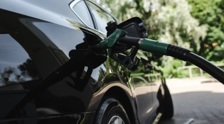 Gas prices climb again in N.B. after brief relief at the pumps