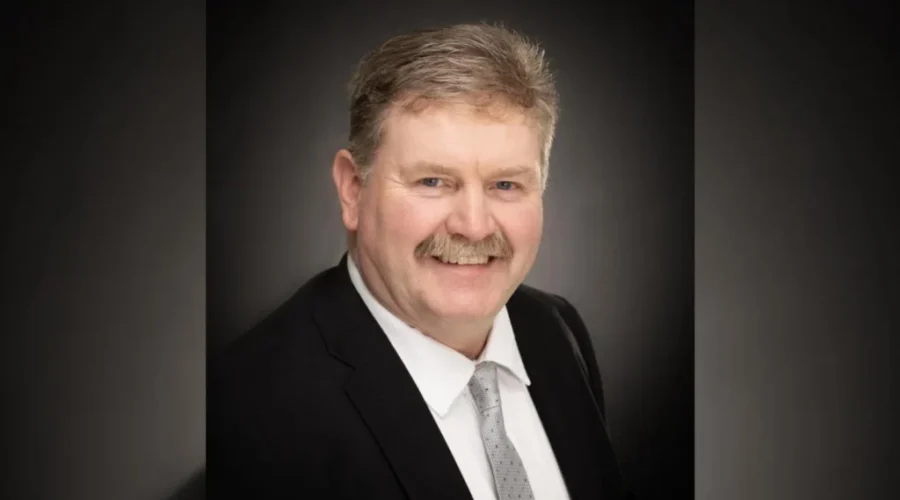 Jéan-Piérré Richard steps down as mayor of Champdoré