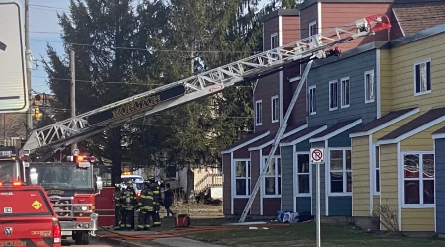 Several people displaced after townhouse fire in Moncton