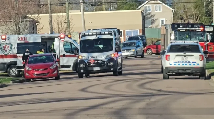 Man injured in Vail Street shooting incident