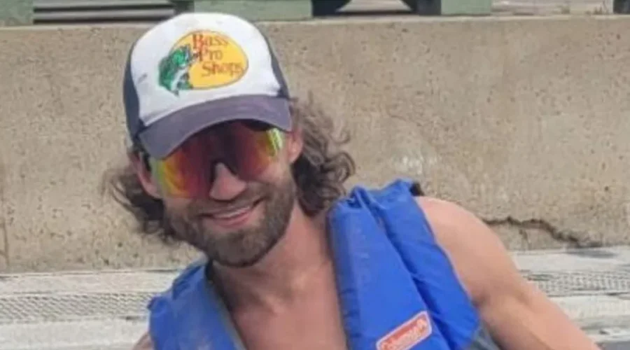 UPD: Concern growing for missing kayaker