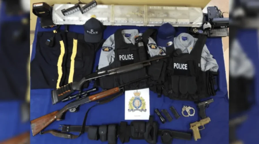 Man charged with impersonating police officer near Shediac