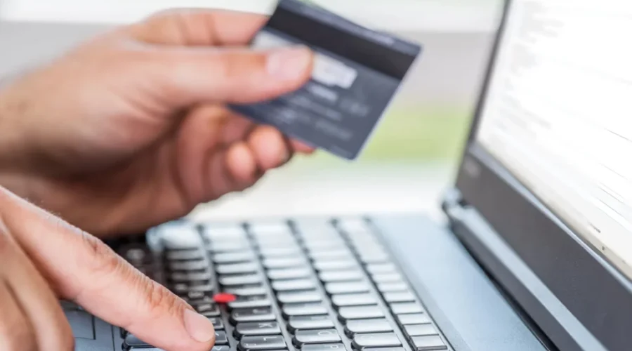 New Brunswick security expert warns about rise in Black Friday online scams