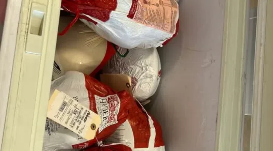 Salisbury Fire and Rescue seeks donations for local food bank